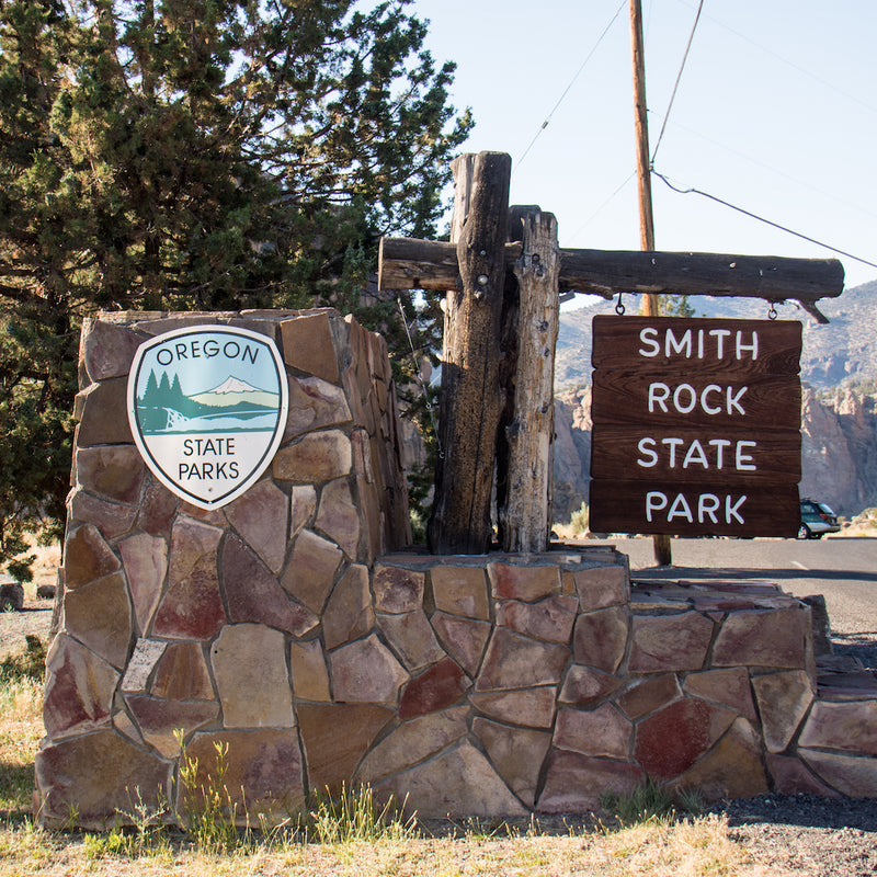 Welcome sign to Smith Rock State Park in Oregon USA